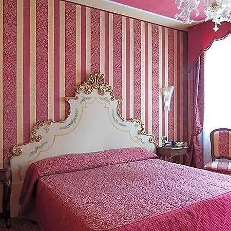 Otel Domus Cavanis