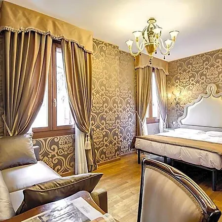 Otel Domus Cavanis Venedik