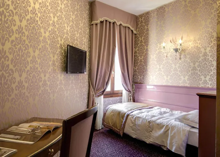 ドムス カヴァニス ヴェネツィア