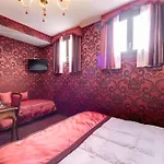 Domus Cavanis Hotell 3*