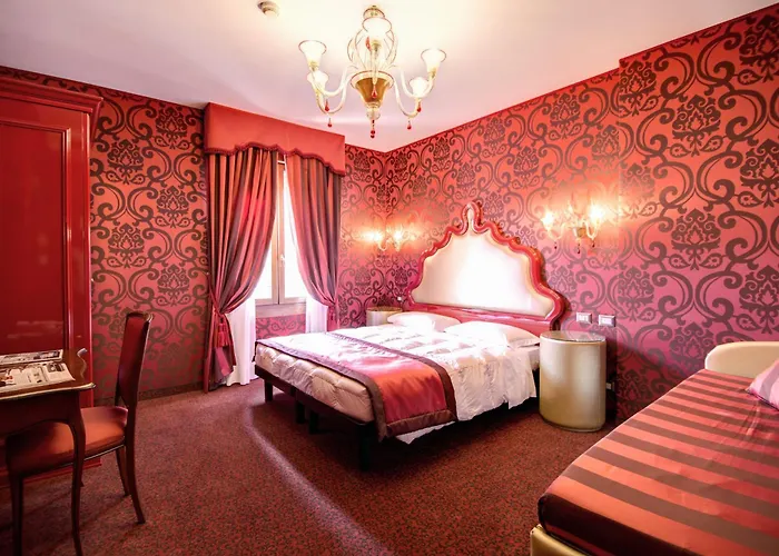 Ξενοδοχείο Domus Cavanis 3*